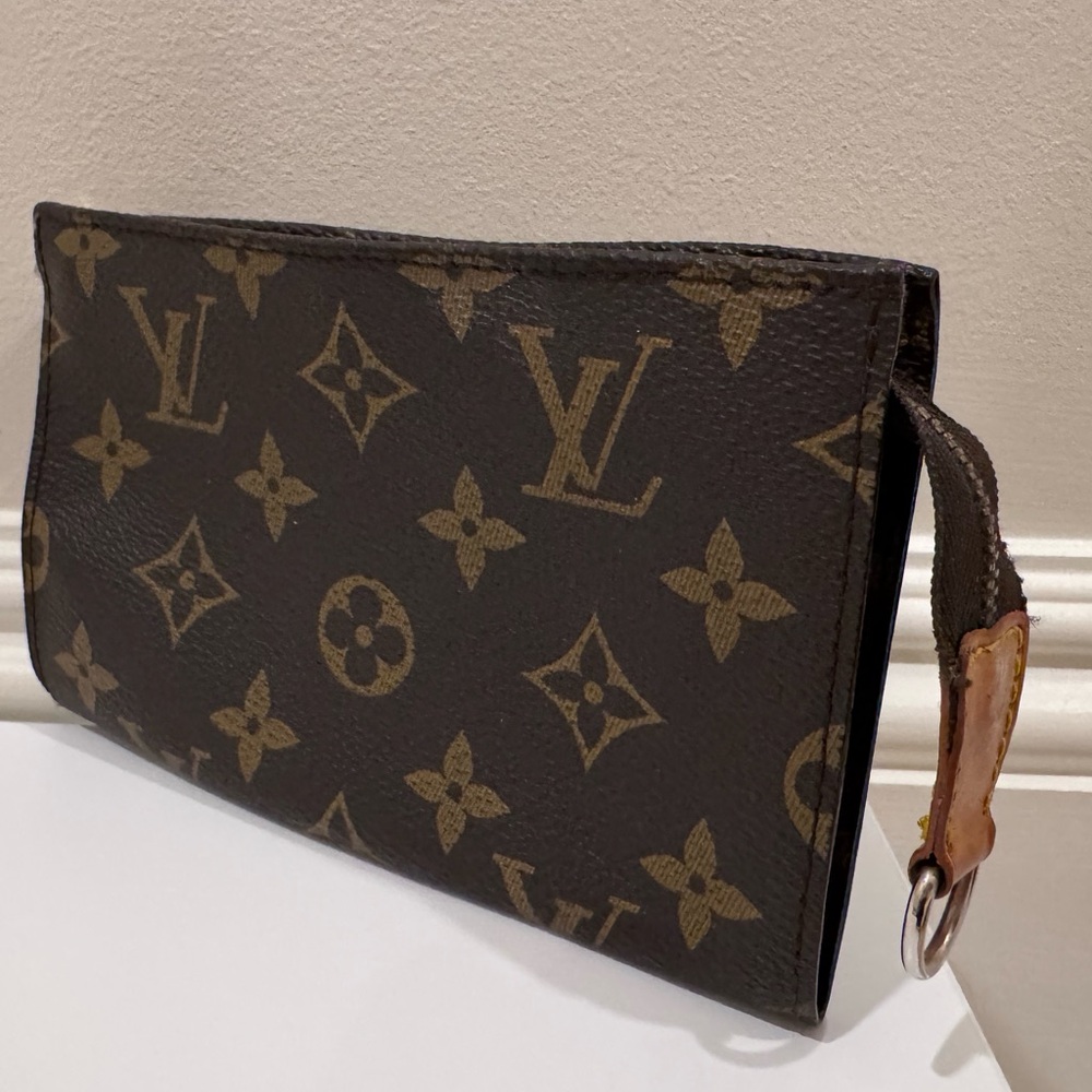 Louis Vuitton Brown Monogram Clutch Bag - Picture 2 of 4
